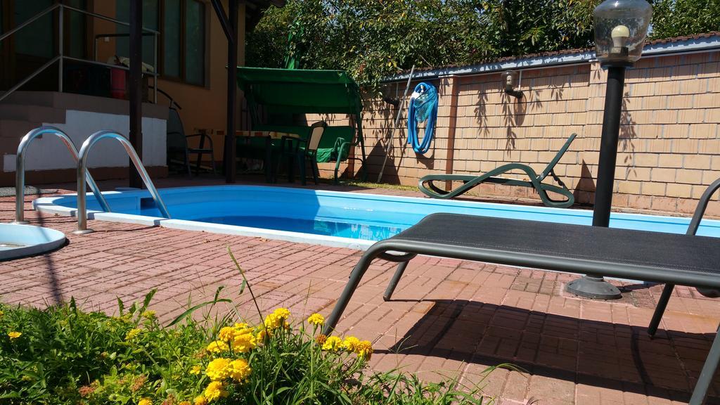 Pension Tip-Top Târgu-Mureş Buitenkant foto